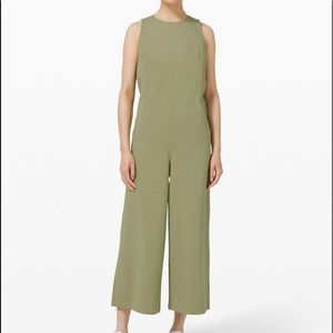 Lululemon pocketed wide leg jumpsuit size 4